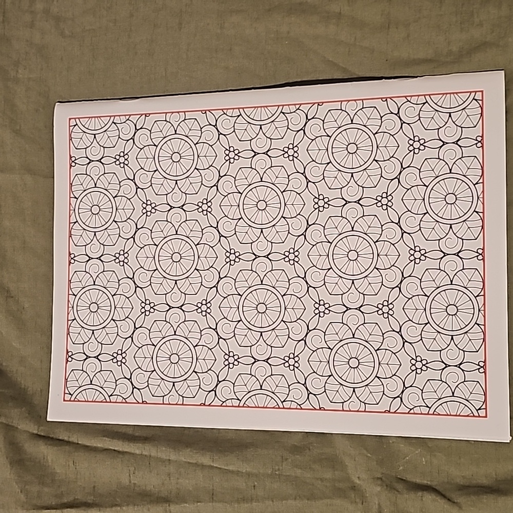 Soothing color coloring book - Picture 2 of 2